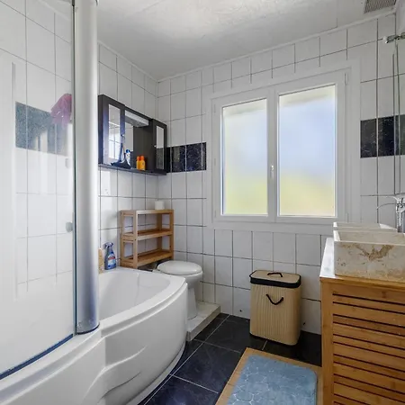 Le Buquet - Jardin Clos De 700 M²